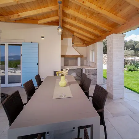 Mirana Luxury Villa