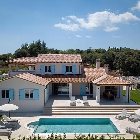 Villa Mirana Luxury *