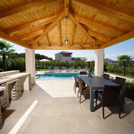 Mirana Luxury Vila Kavran