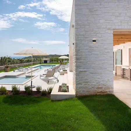 Mirana Luxury Villa