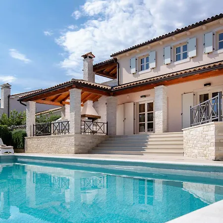 Vila Mirana Luxury