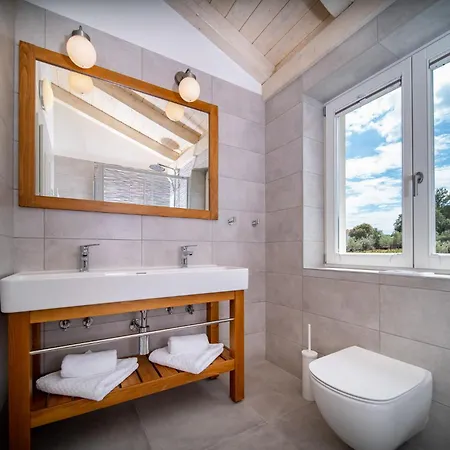 Mirana Luxury Kavran