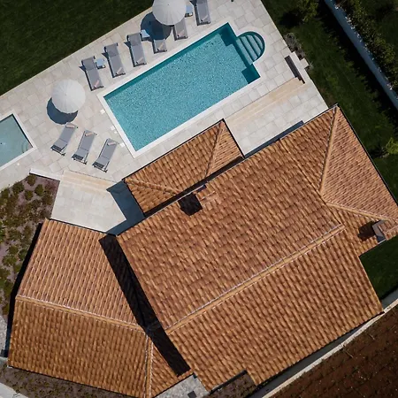 Mirana Luxury *