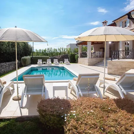 Mirana Luxury Villa