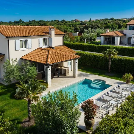 Mirana Luxury * Kavran